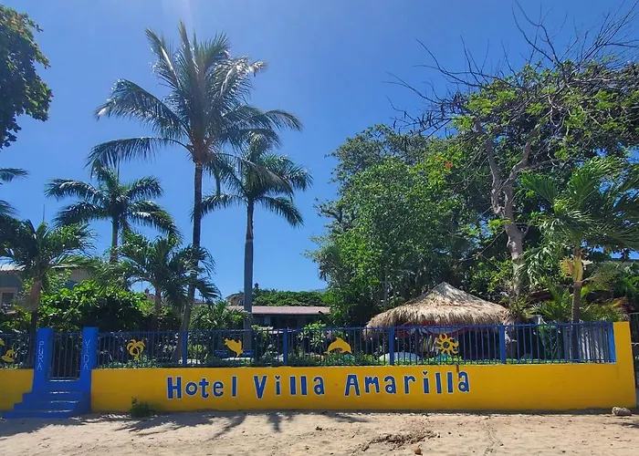Hotel Amarilla