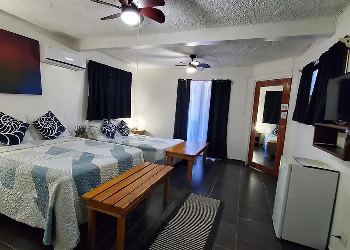 Hotel Amarilla 3*